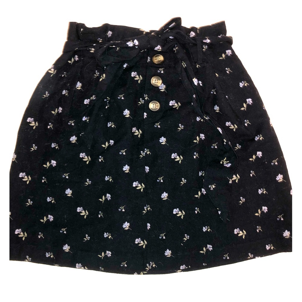 American Eagle high-waisted floral mini skirt